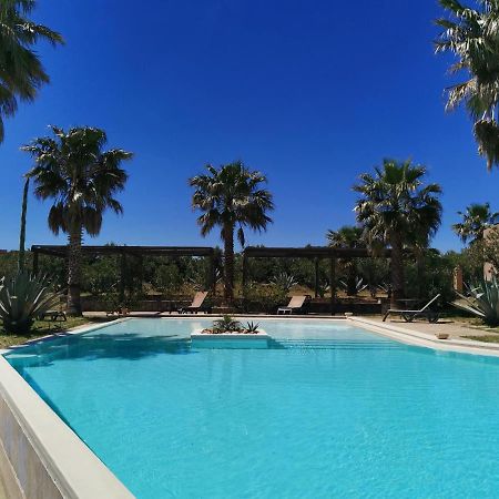 La Masseria Rainbow Hotel - Adults Only Campofelice Di Roccella Extérieur photo